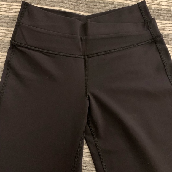 Lululemon Crossover Flare Leggings - Black 4 Tall - Picture 6 of 11